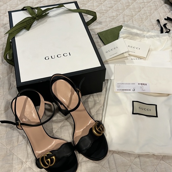 Gucci women’s block heel sandal with double GG. Size 37. - Picture 2 of 6